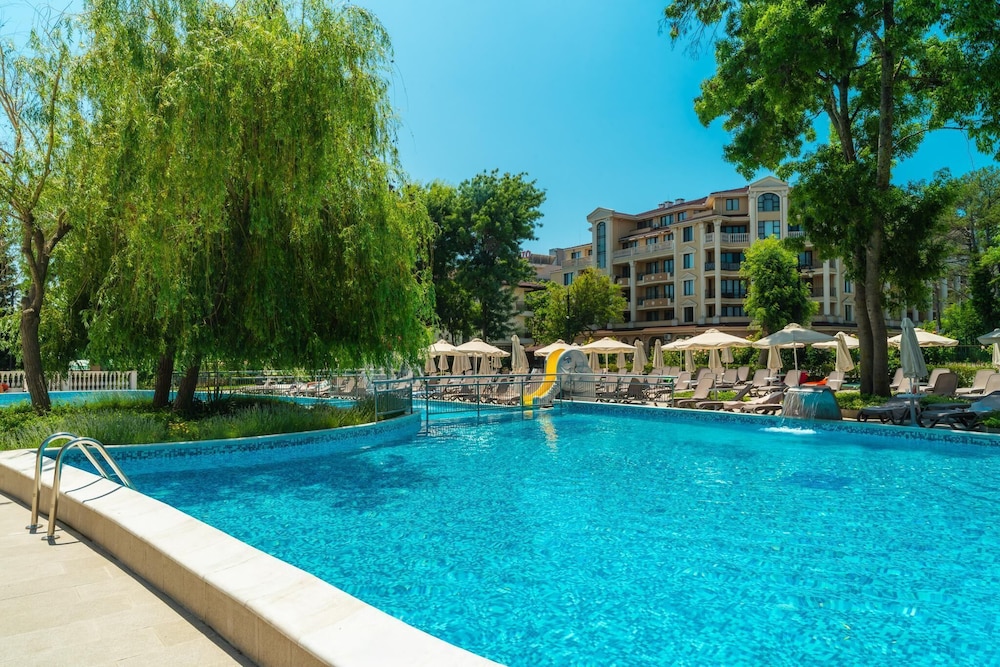 Festa Via Pontica — Pool in Pomorie, Burgas Region