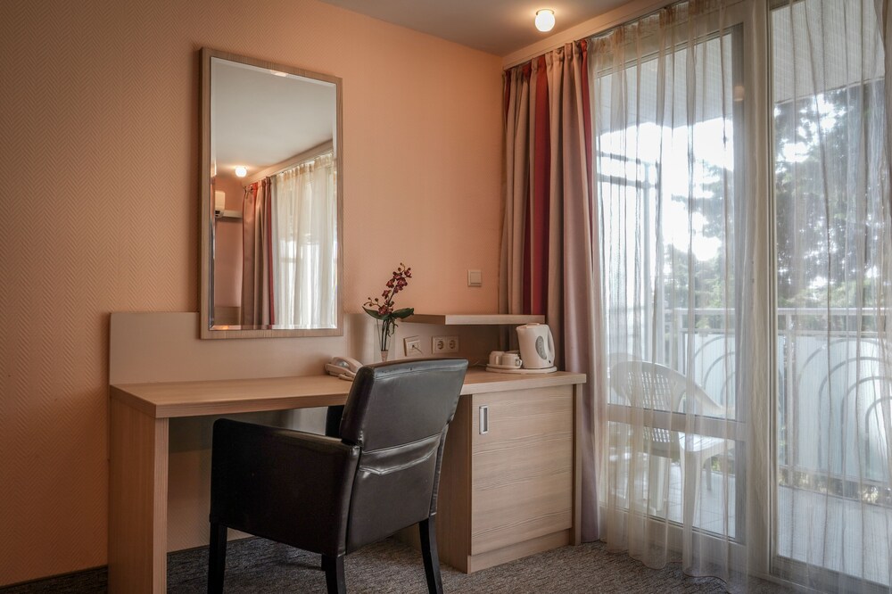 Hotel Sandy Beach — Rooms in Albena, Dobrich