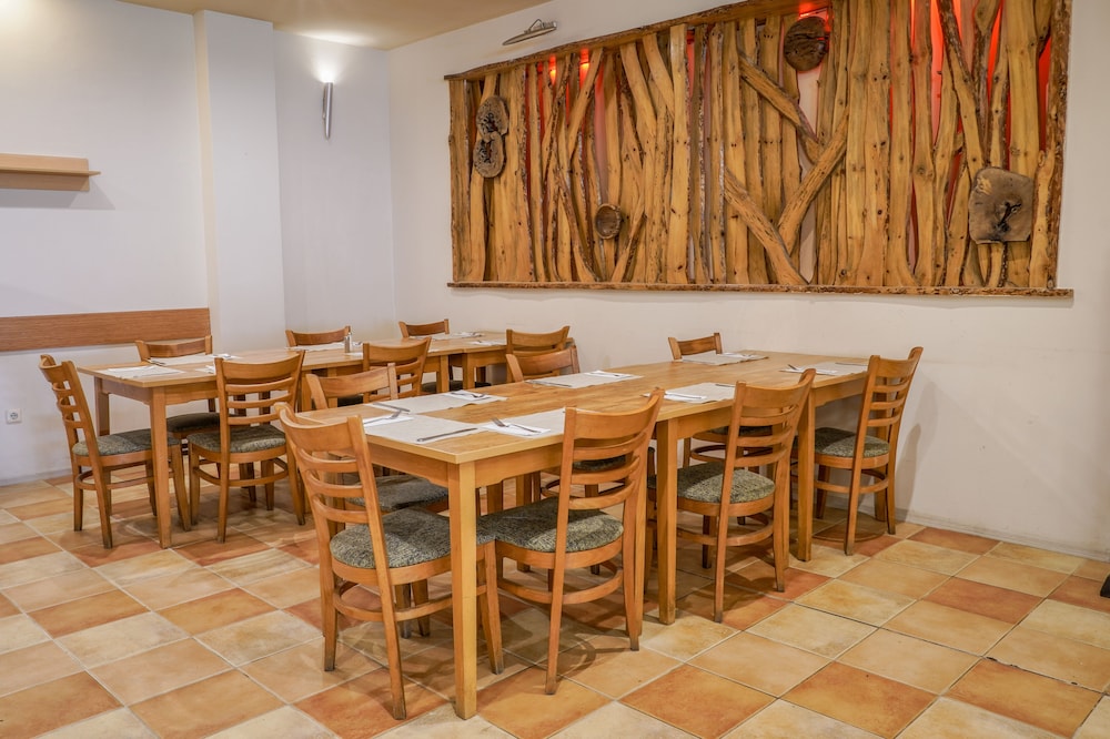 Hotel Sandy Beach — Restaurant in Albena, Dobrich