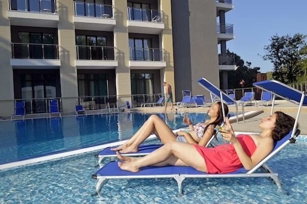 Arena Mar Hotel & SPA - All Inclusive — Swimming pool in Golden Sands, Varna Region