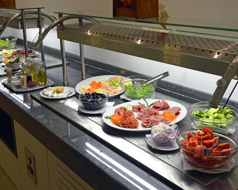 Arena Mar Hotel & SPA - All Inclusive — Restaurant & bars in Golden Sands, Varna Region