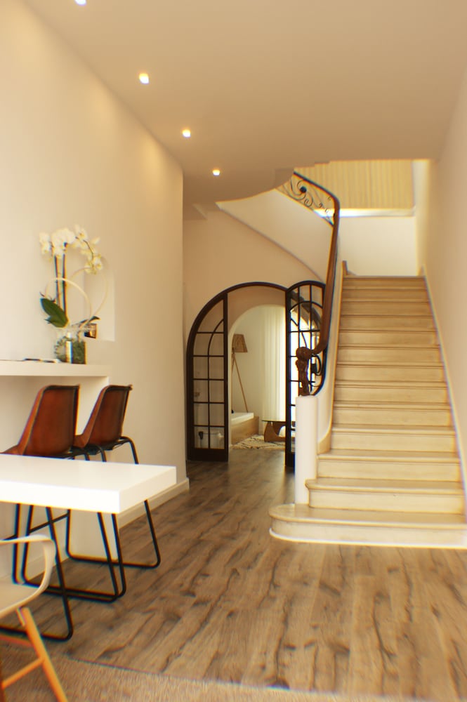 Hotel Abril 37 — Hotel building in Ciutadella de Menorca, Balearic Islands