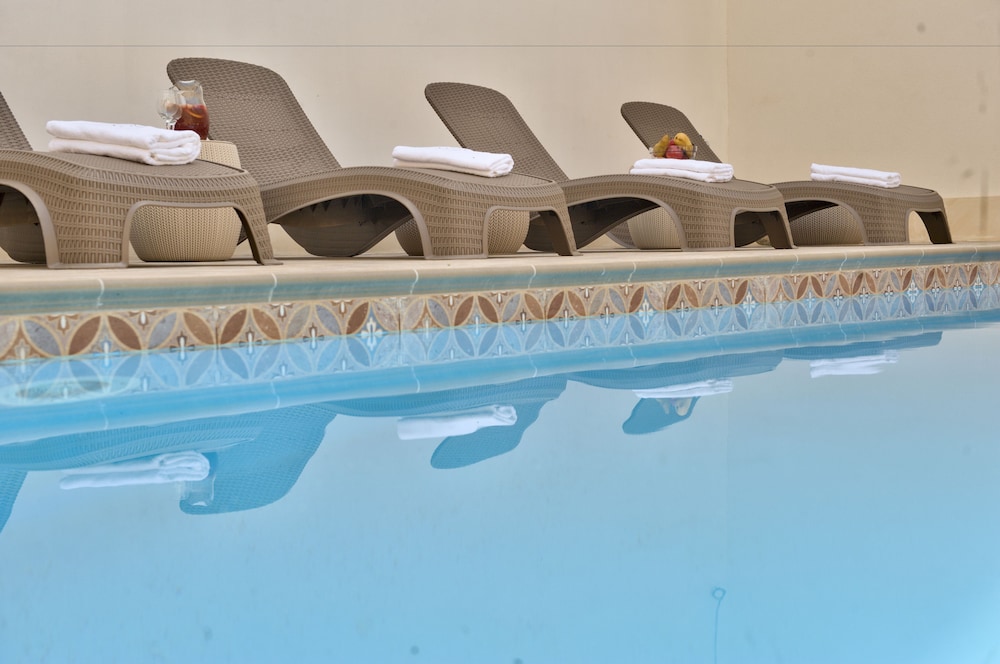 Palazzo Violetta — Swimming pool in Sliema, Malta Island