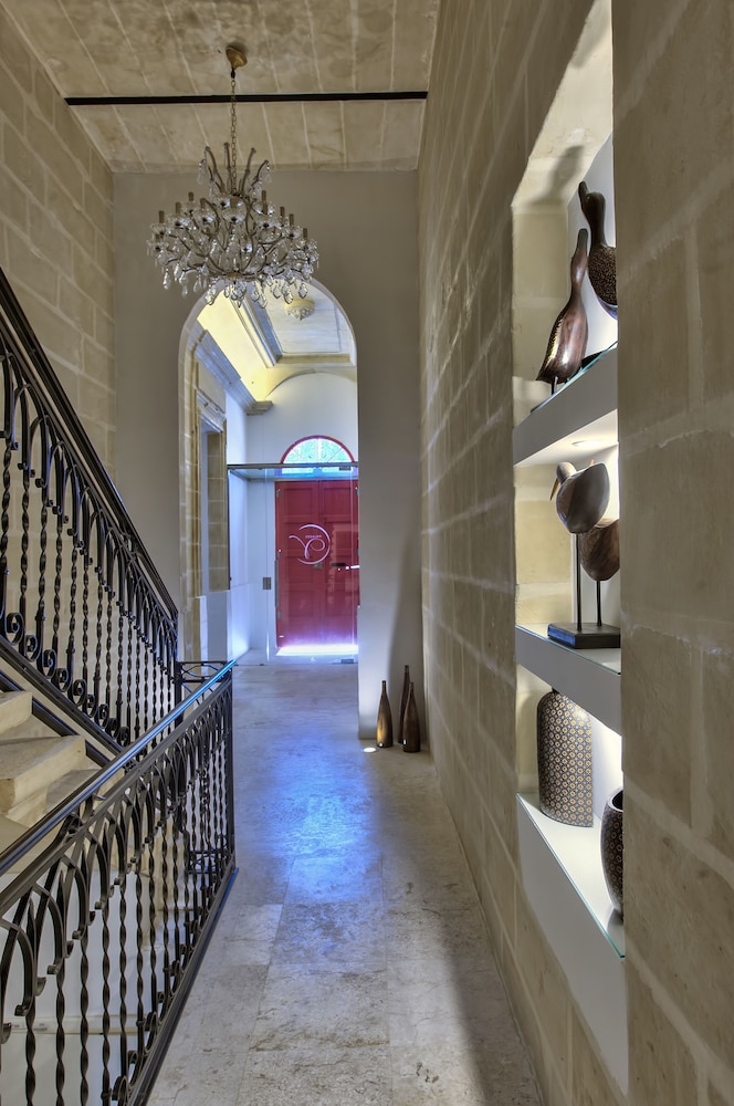 Palazzo Violetta — Hotel building in Sliema, Malta Island