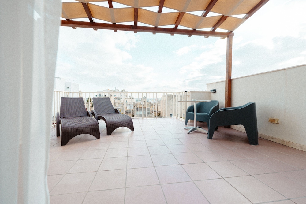 Palazzo Violetta — Hotel building in Sliema, Malta Island