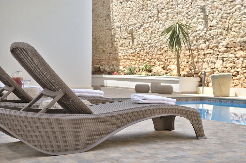 Palazzo Violetta — Swimming pool in Sliema, Malta Island