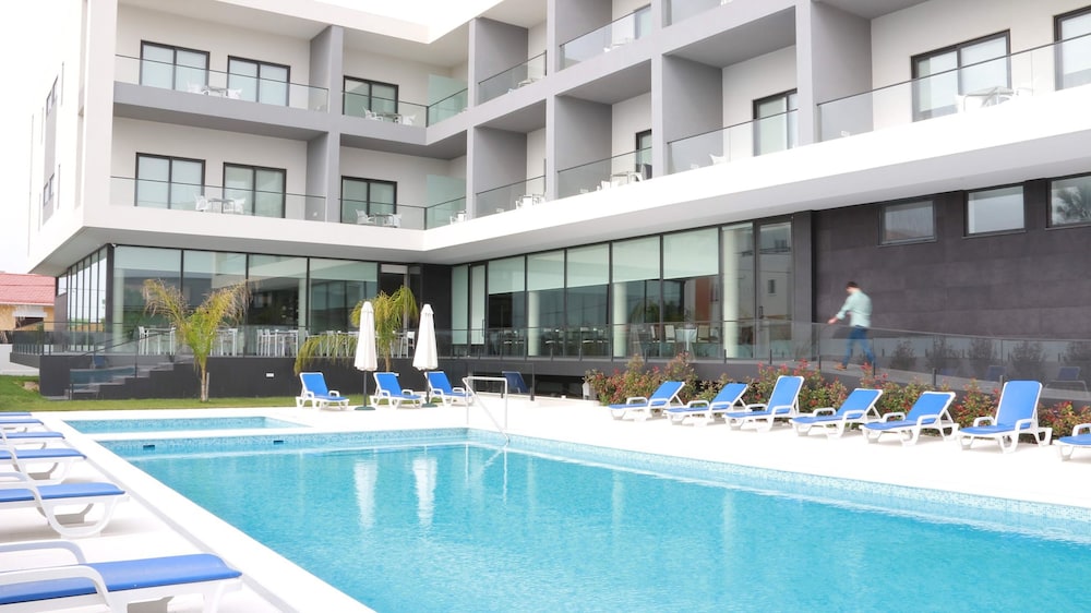 Monte Lírio Hotel