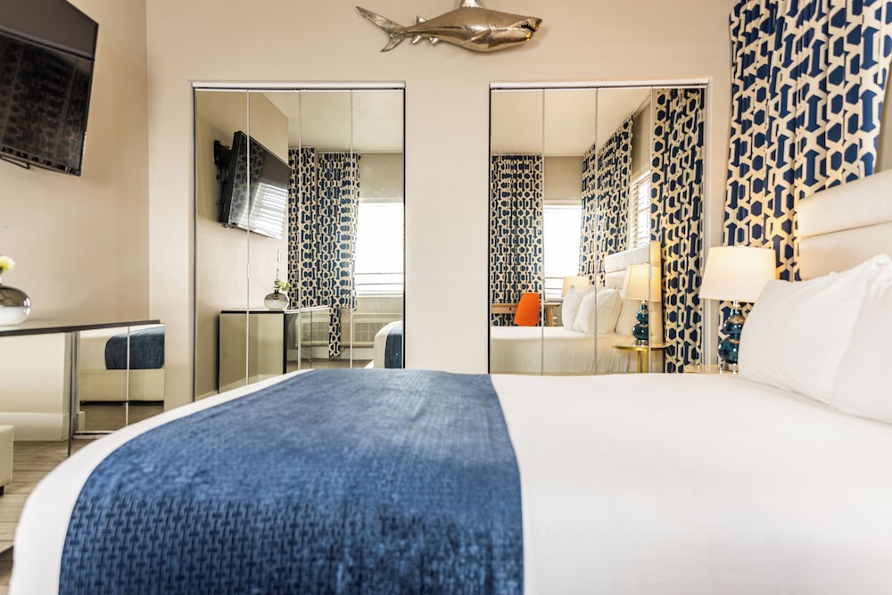 Oceanside Hotel and Suites — Hotel rooms in Miami, Florida
