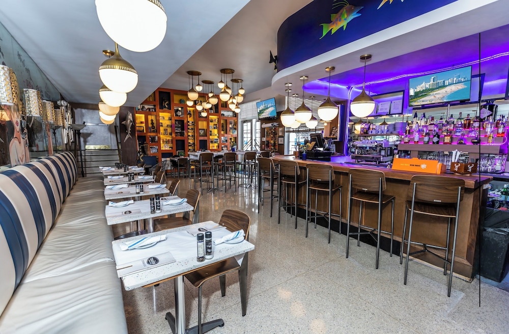 Oceanside Hotel and Suites — Restaurant & bars in Miami, Florida