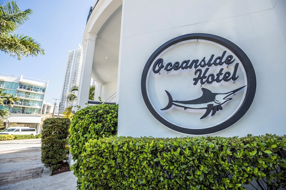 Oceanside Hotel and Suites — Hotel building in Miami, Florida