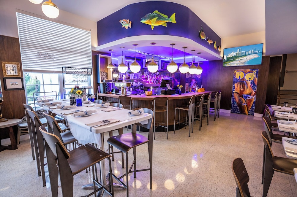 Oceanside Hotel and Suites — Restaurant & bars in Miami, Florida