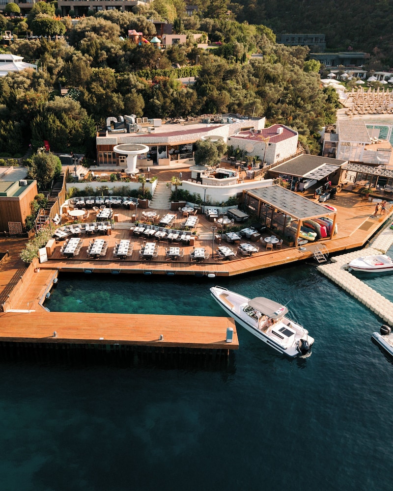 Mandarin Oriental, Bodrum — Hotel building in Bodrum, Mugla