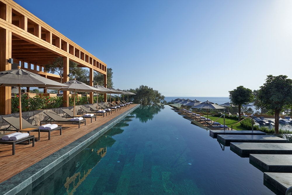 Mandarin Oriental, Bodrum — Swimming pool in Bodrum, Mugla