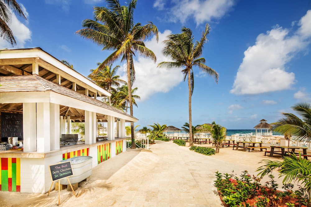 Hyatt Ziva Rose Hall - All Inclusive — Restaurant & bars in Montego Bay