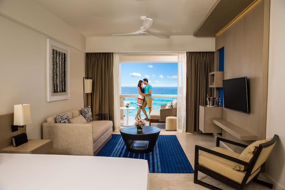 Hyatt Ziva Rose Hall - All Inclusive — Hotel rooms in Montego Bay