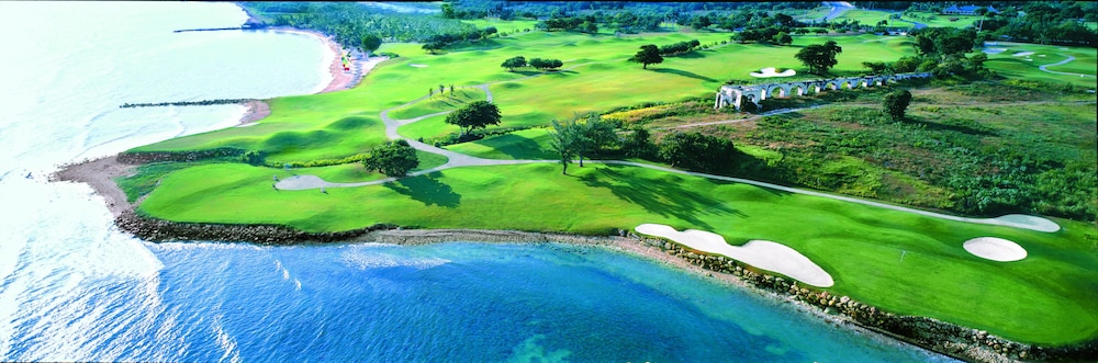 Hyatt Ziva Rose Hall - All Inclusive — Sports & recreation in Montego Bay