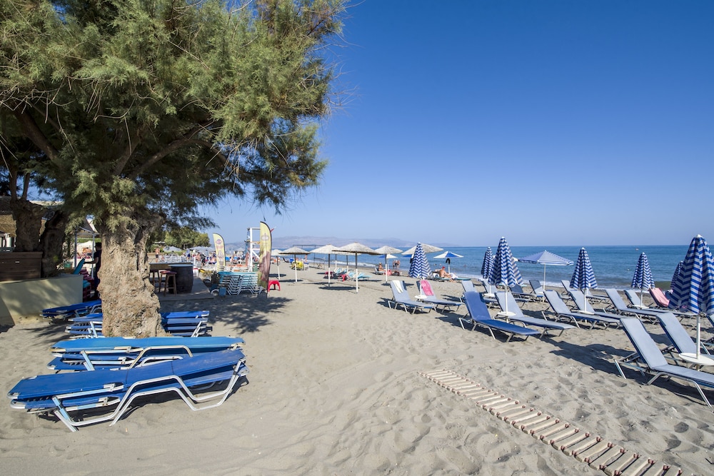 Evangelos Apartments — Beach in Platanias