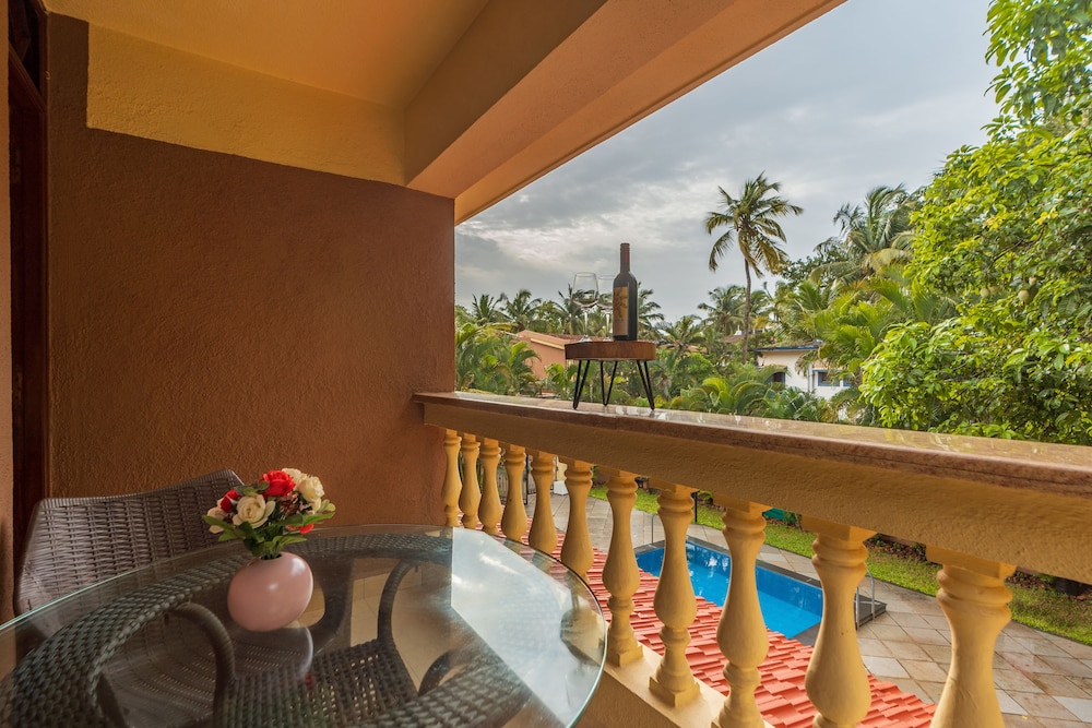 De Mandarin Beach Resort Suites & Villas — Hotel rooms in Candolim, Goa