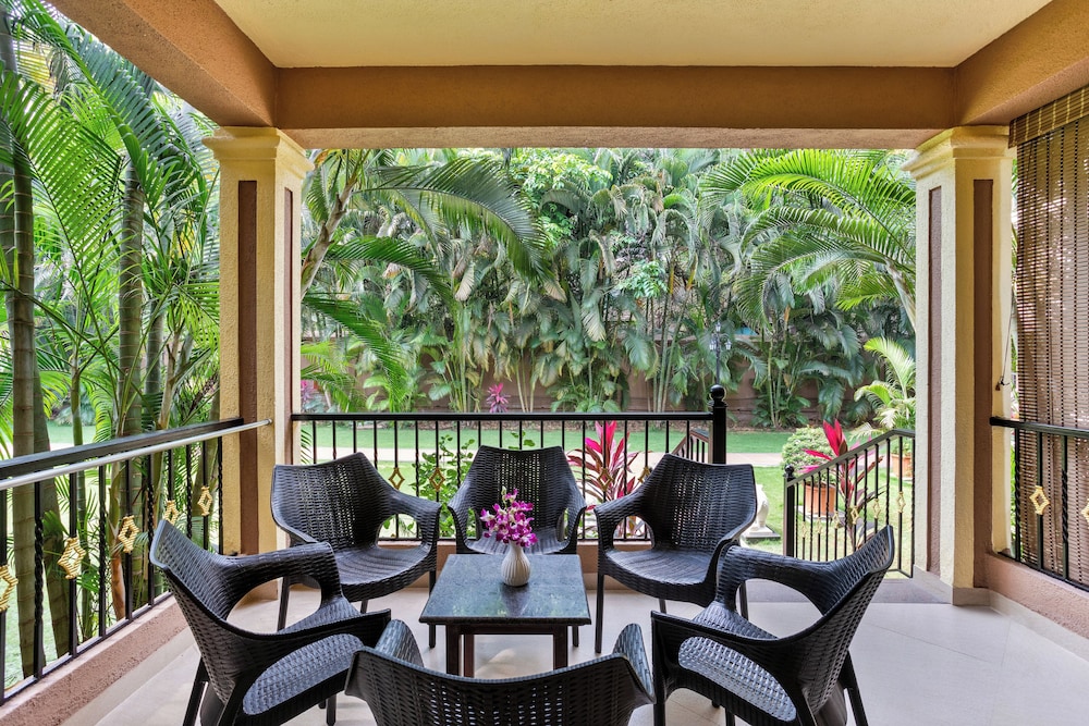 Seashell Suites and Villas — Hotel rooms in Candolim, Goa