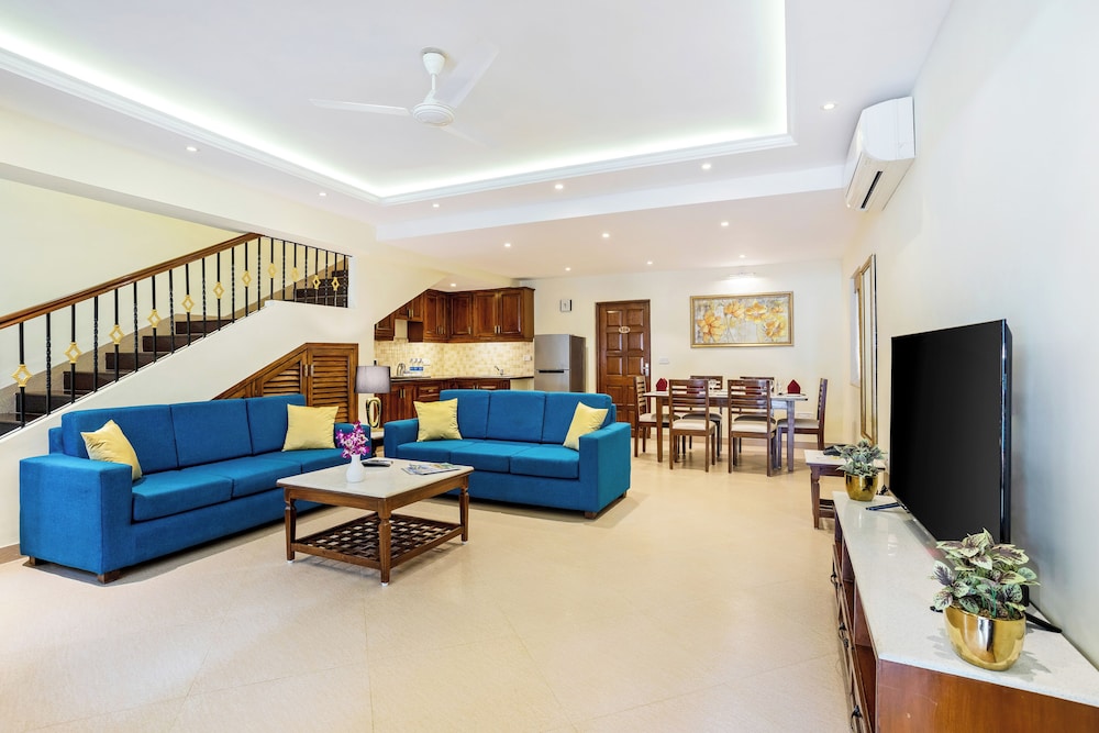 Seashell Suites and Villas — Hotel rooms in Candolim, Goa