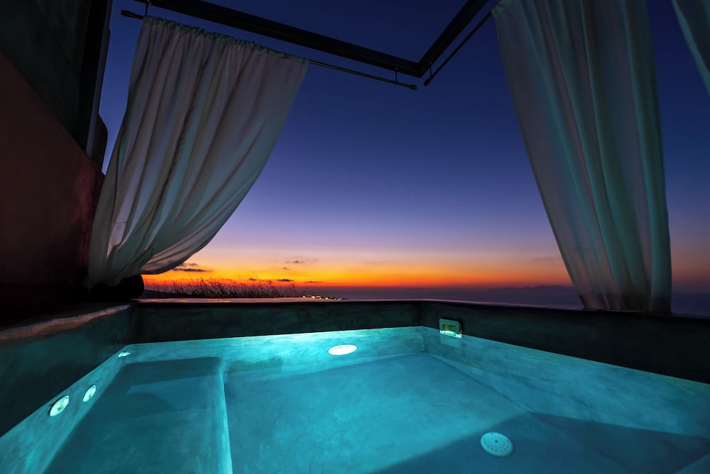 270 Oia's View — Spa in Oia, South Aegean