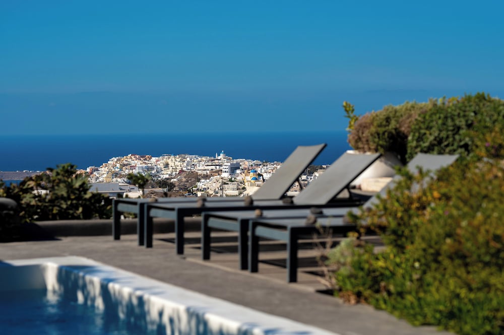 270 Oia's View — Swimming pool in Oia, South Aegean
