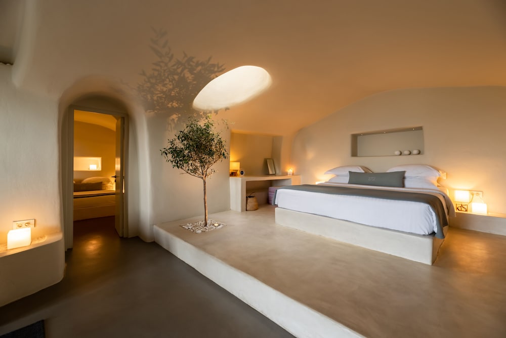 270 Oia's View — Hotel rooms in Oia, South Aegean