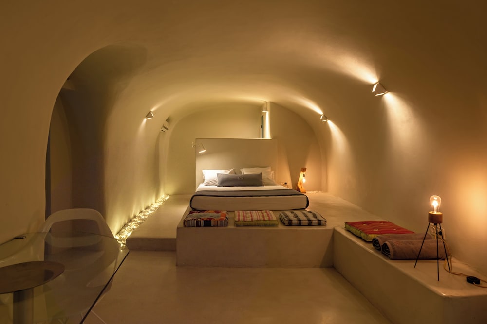 270 Oia's View — Hotel rooms in Oia, South Aegean