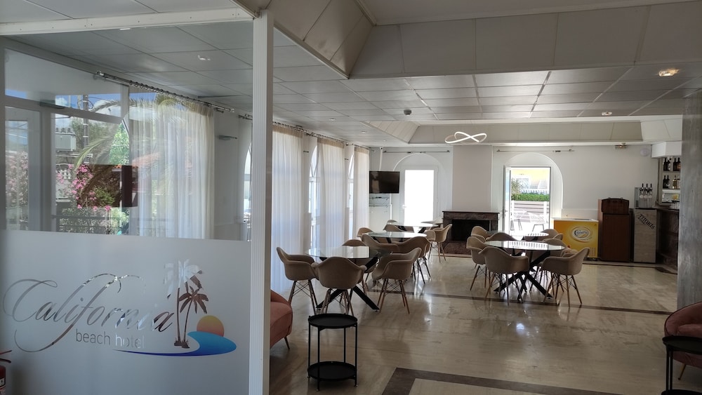 California Beach Hotel - Adults only — Restaurant & bars in Laganas, Ionian Islands