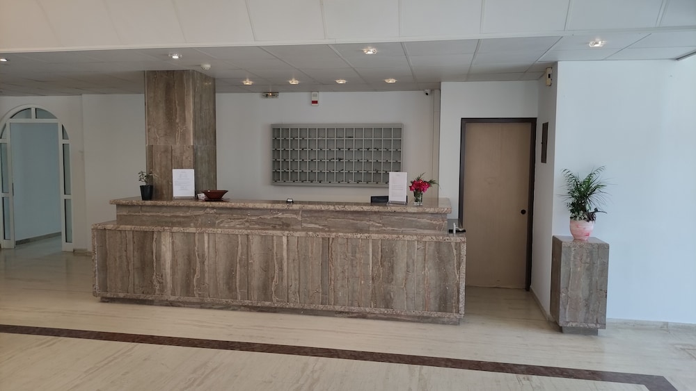 California Beach Hotel - Adults only — Hotel building in Laganas, Ionian Islands