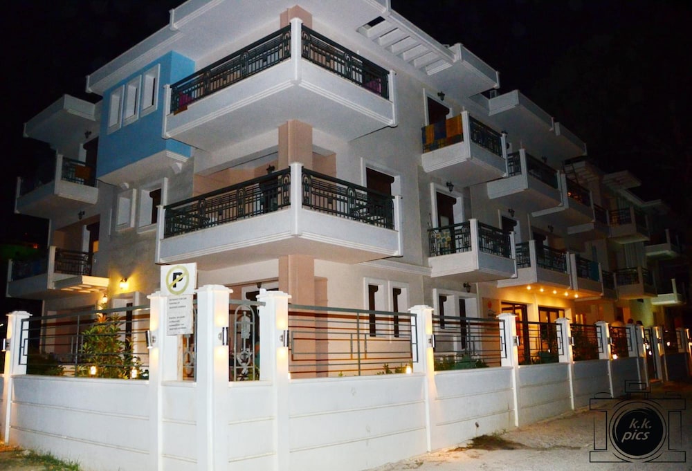 Skiathos Somnia — Hotel building in Skiathos, Thessaly