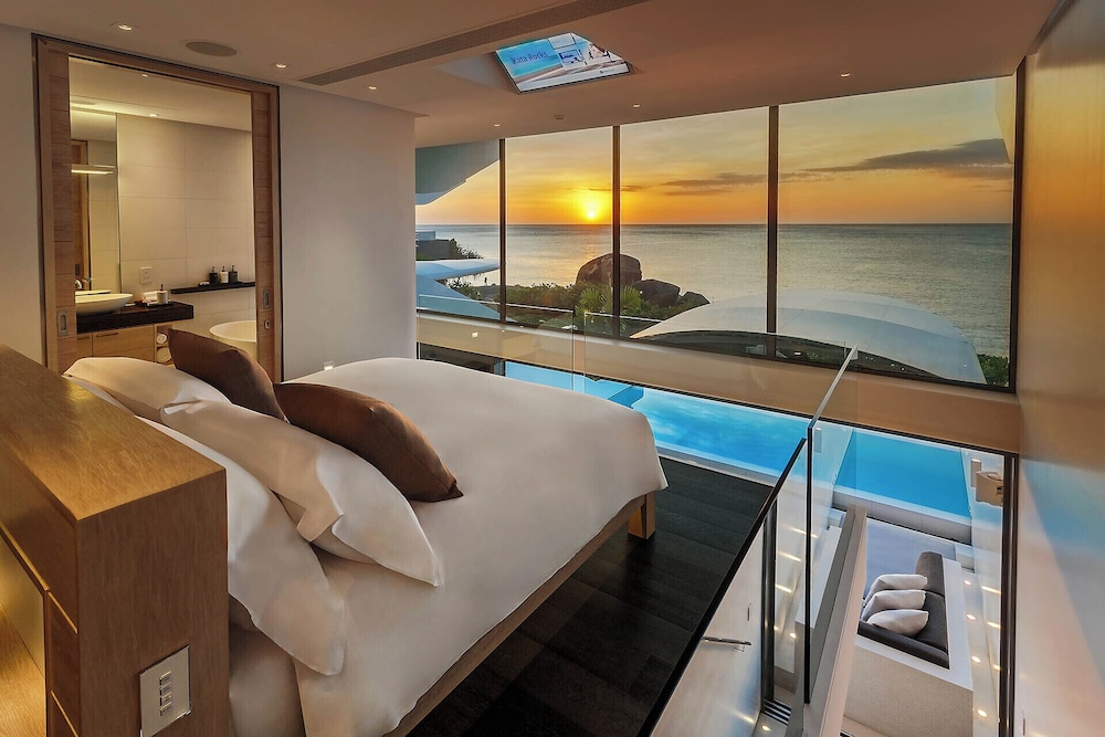Kata Rocks — Hotel rooms in Karon, Phuket Province