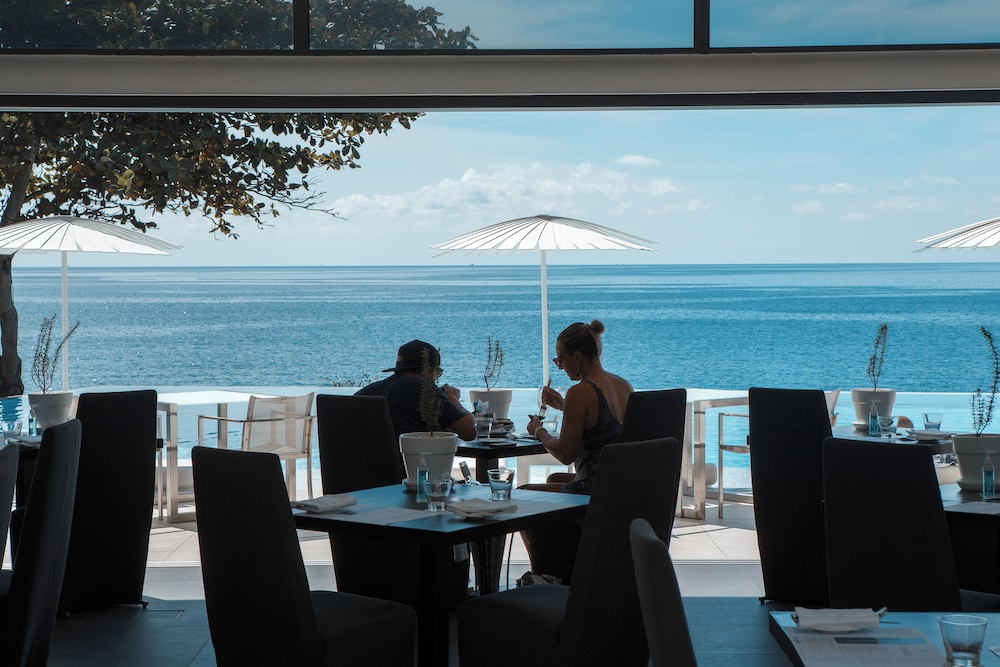 Kata Rocks — Restaurant & bars in Karon, Phuket Province