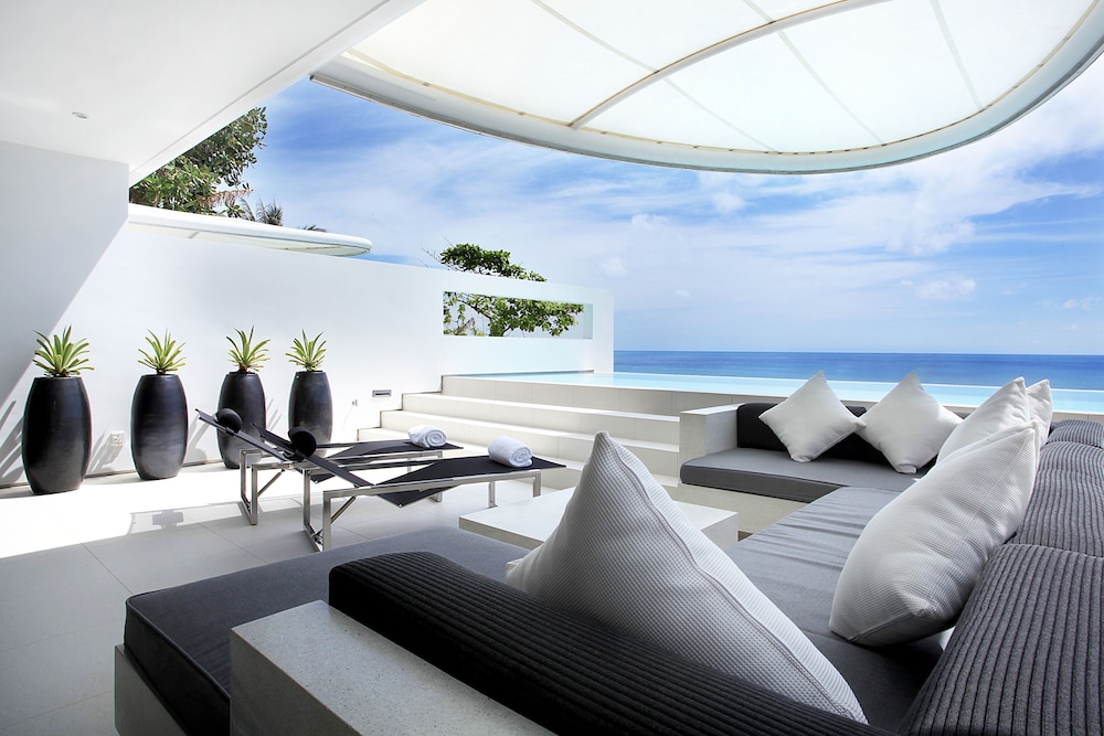Kata Rocks — Hotel rooms in Karon, Phuket Province