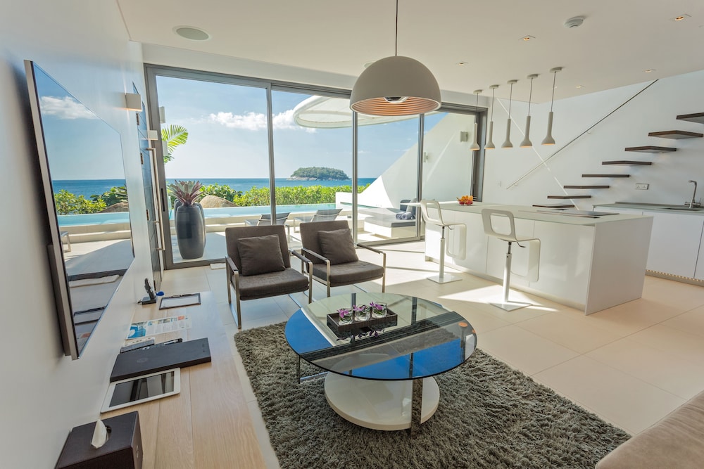 Kata Rocks — Hotel rooms in Karon, Phuket Province
