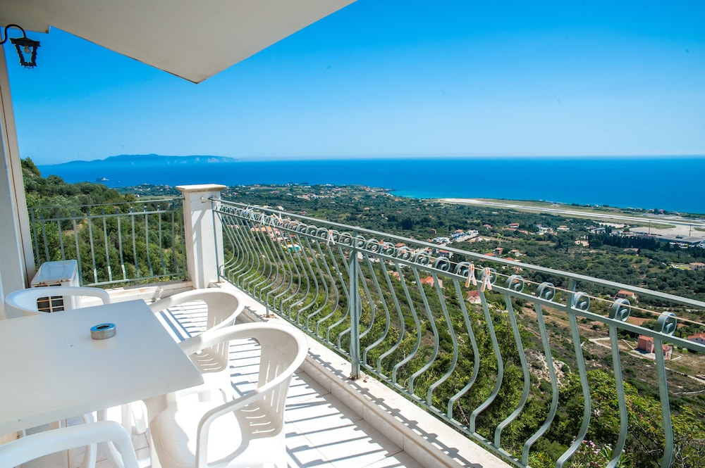 Mouikis Sun Village — Attractions in the area in Lakíthra, Ionian Islands