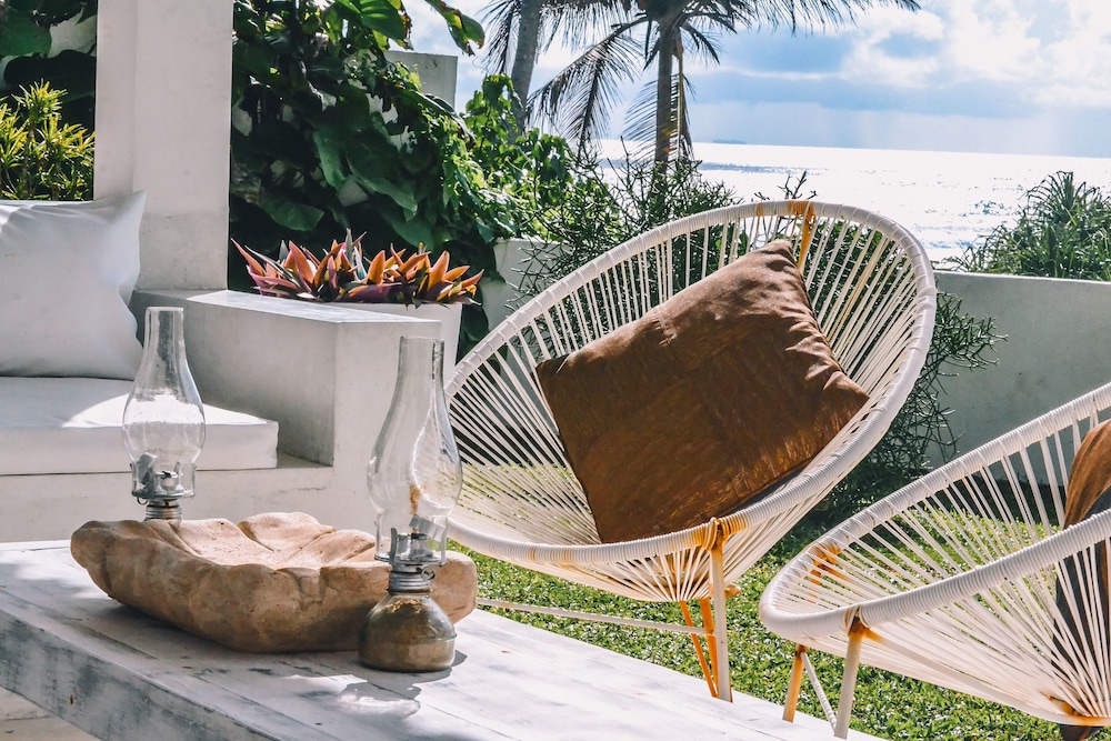 W15 Escape — Beach in Ahangama, Southern Province