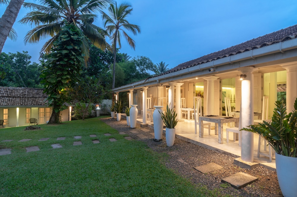 W15 Escape — Restaurant & bars in Ahangama, Southern Province