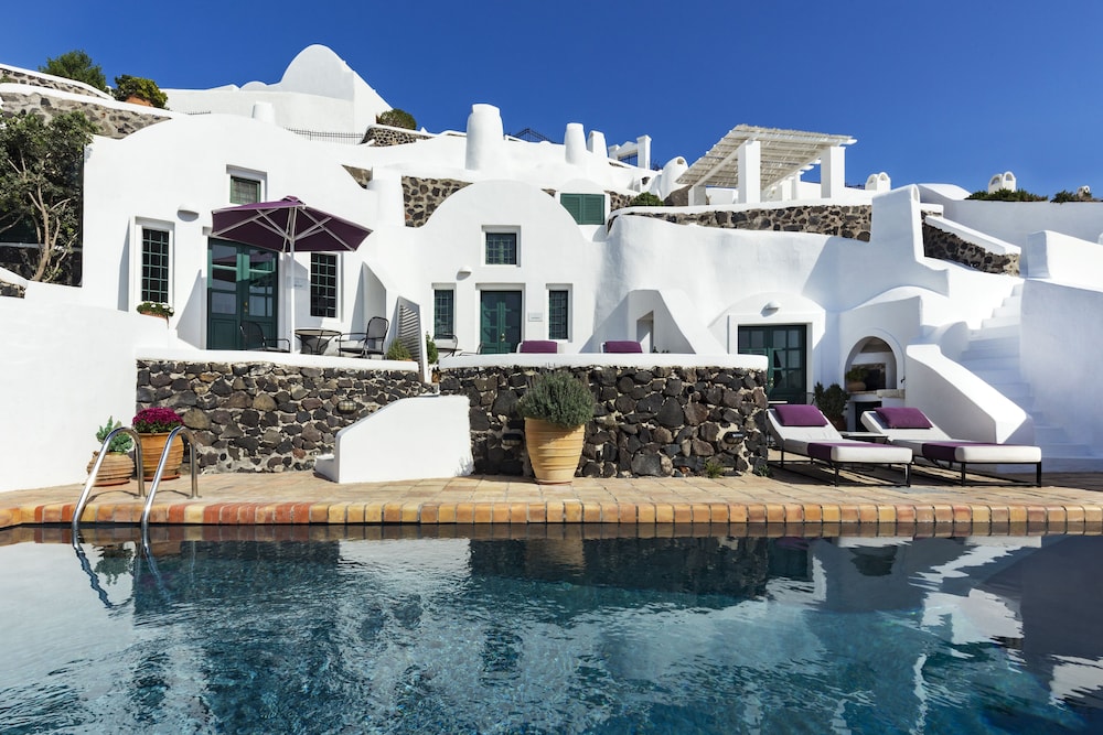 The Vasilicos — Hotel building in Imerovigli, South Aegean