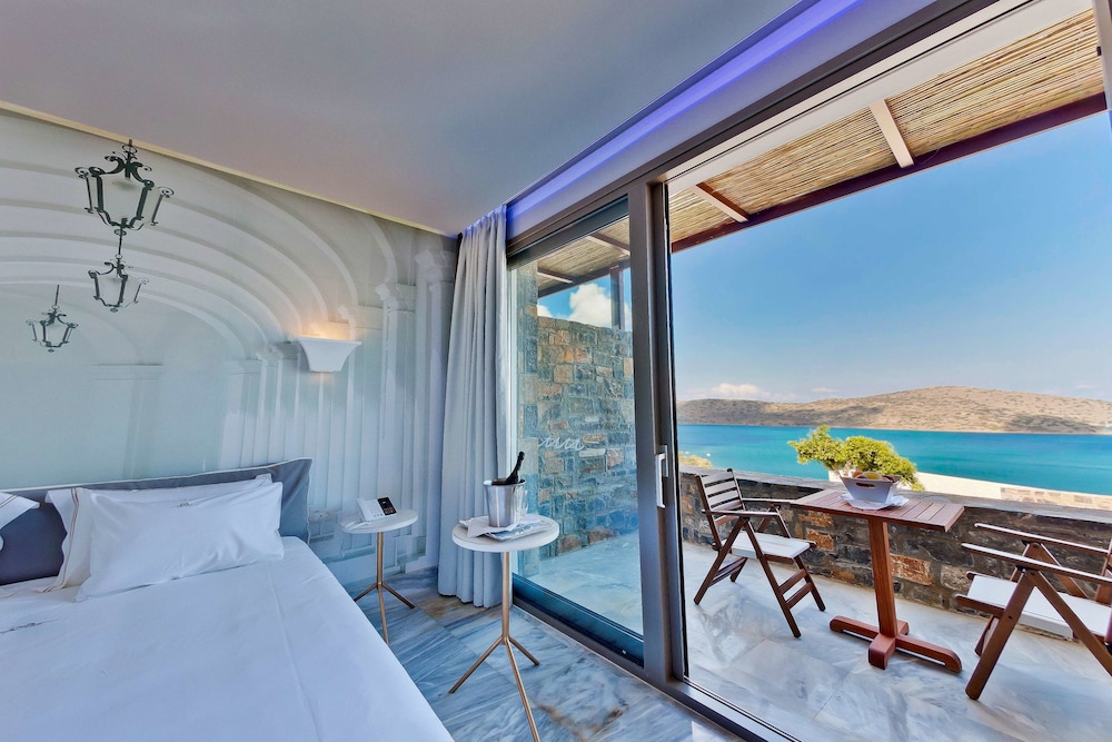 Royal Marmin Bay Boutique & Art Hotel - Adults Only — Hotel rooms in Elounda