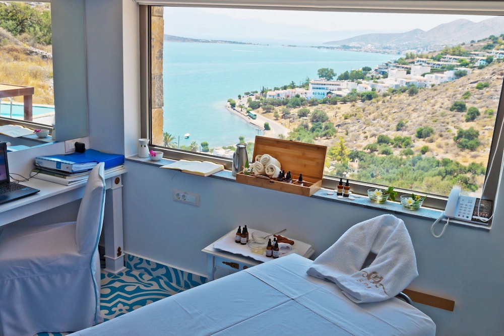 Royal Marmin Bay Boutique & Art Hotel - Adults Only — Hotel rooms in Elounda