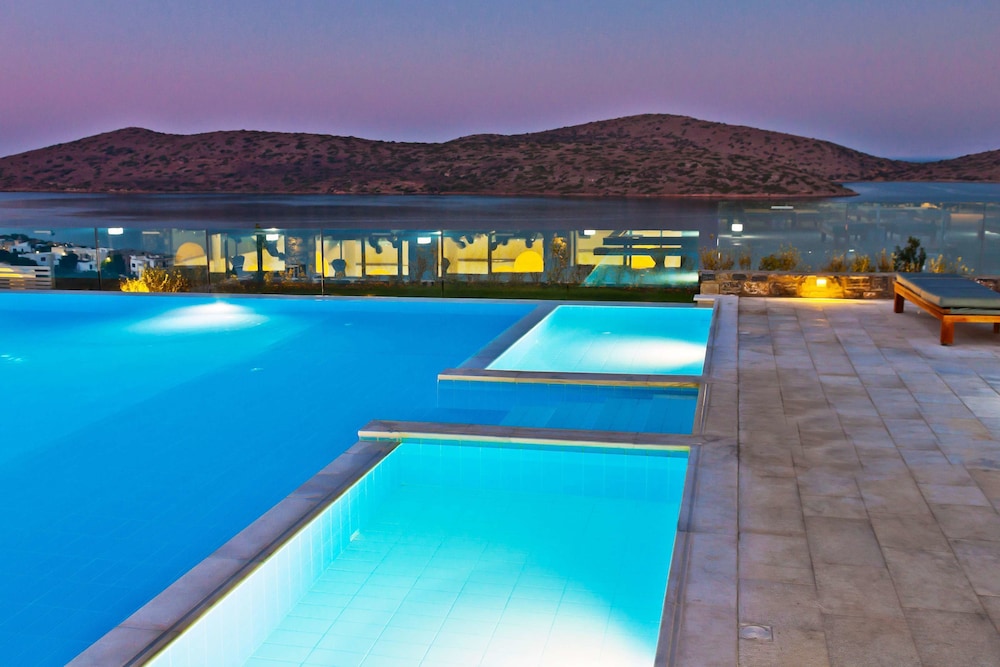 Royal Marmin Bay Boutique & Art Hotel - Adults Only — Swimming pool in Elounda
