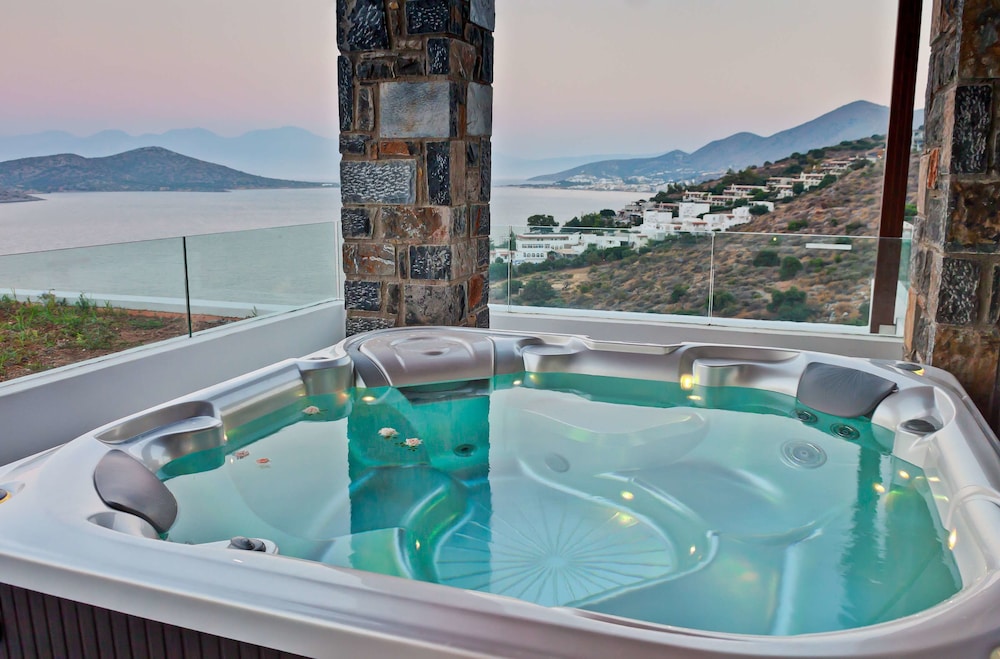 Royal Marmin Bay Boutique & Art Hotel - Adults Only — Spa in Elounda