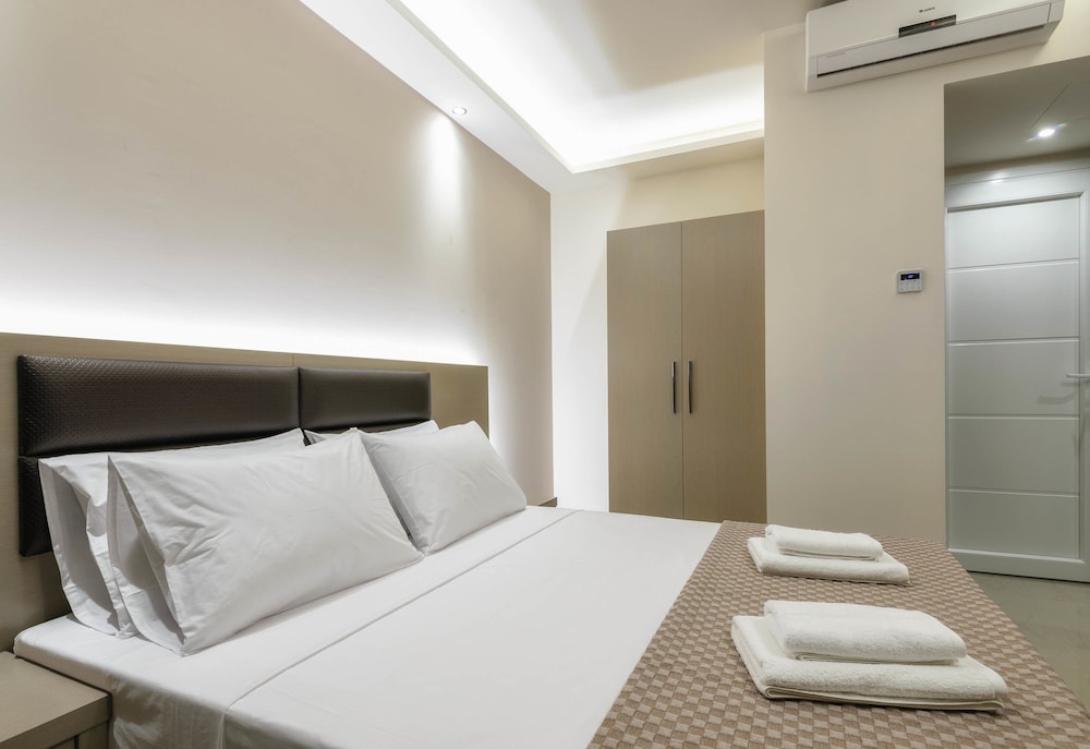 Vice Hotel — Hotel rooms in Laganas, Ionian Islands
