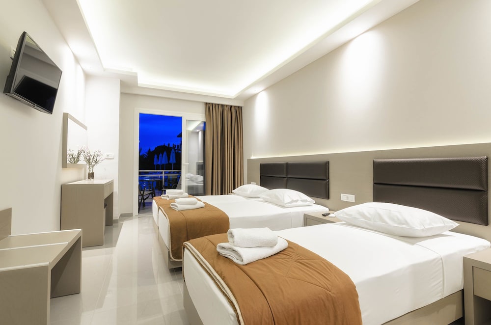 Vice Hotel — Hotel rooms in Laganas, Ionian Islands
