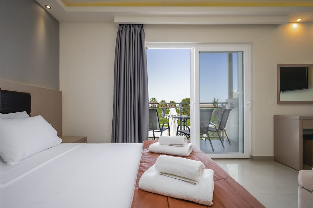 Vice Hotel — Hotel rooms in Laganas, Ionian Islands
