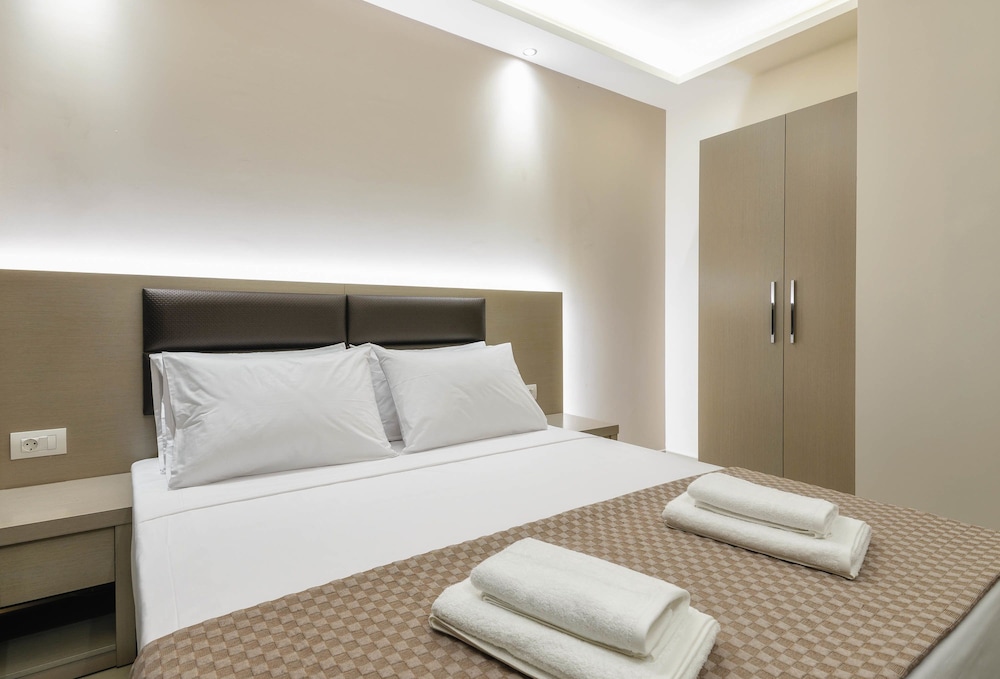 Vice Hotel — Hotel rooms in Laganas, Ionian Islands