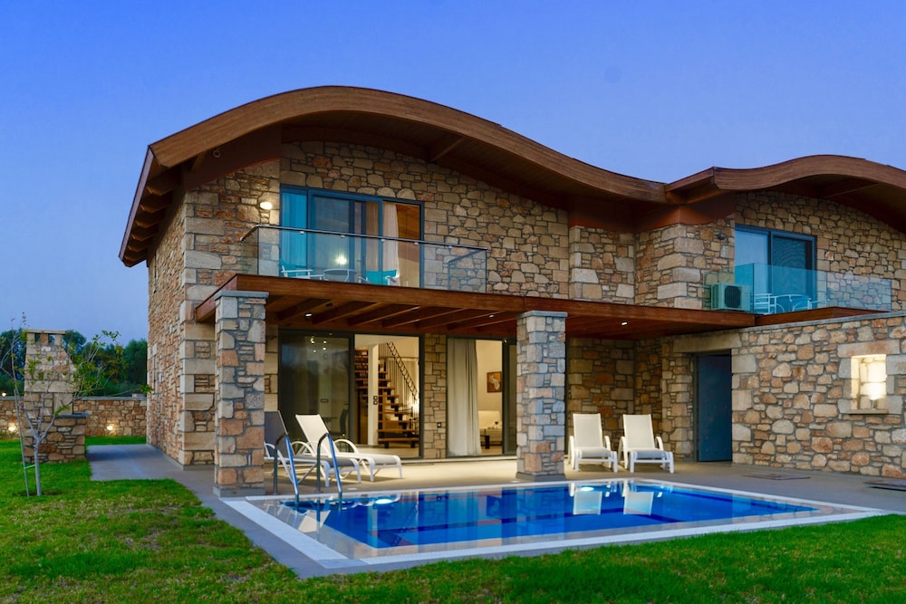 Estrella Villas — Hotel building in Lardos, South Aegean