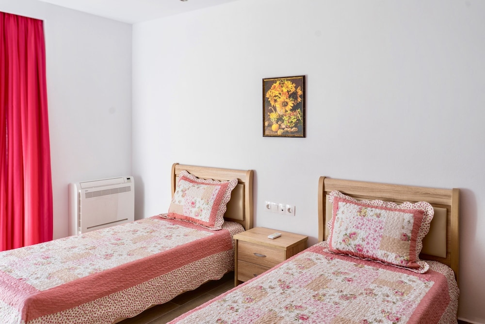 Estrella Villas — Hotel rooms in Lardos, South Aegean