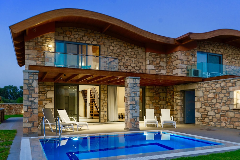 Estrella Villas — Hotel building in Lardos, South Aegean